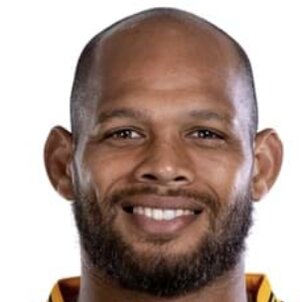 Nizaam Carr
