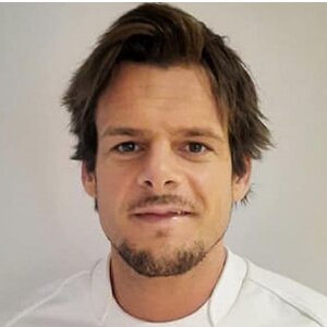 Tom Philip
