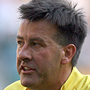referee