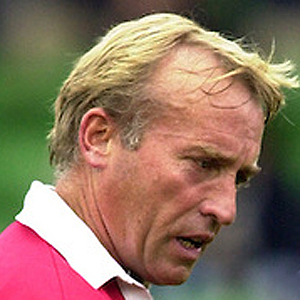 referee