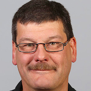 referee